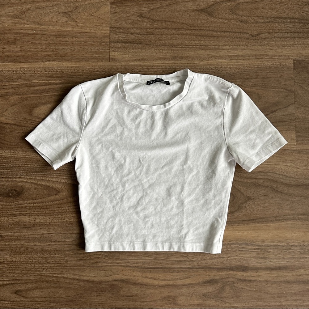 ZARA— Crop top